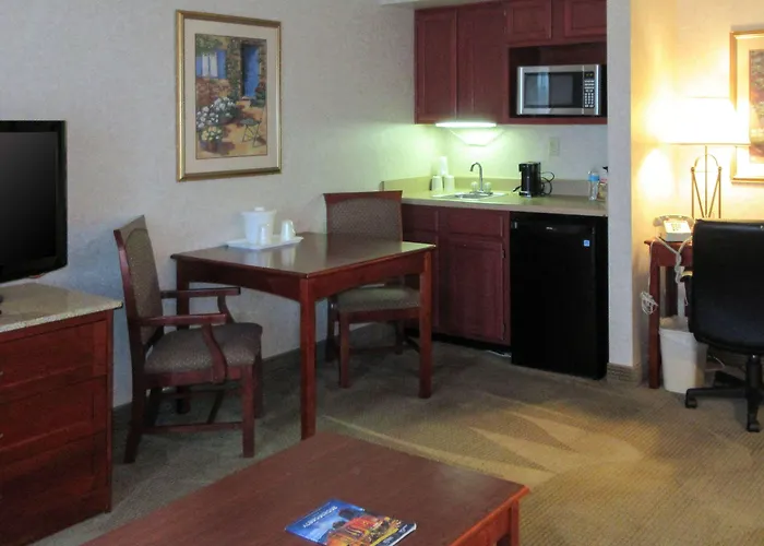 Quality Inn & Suites Downtown - University Area