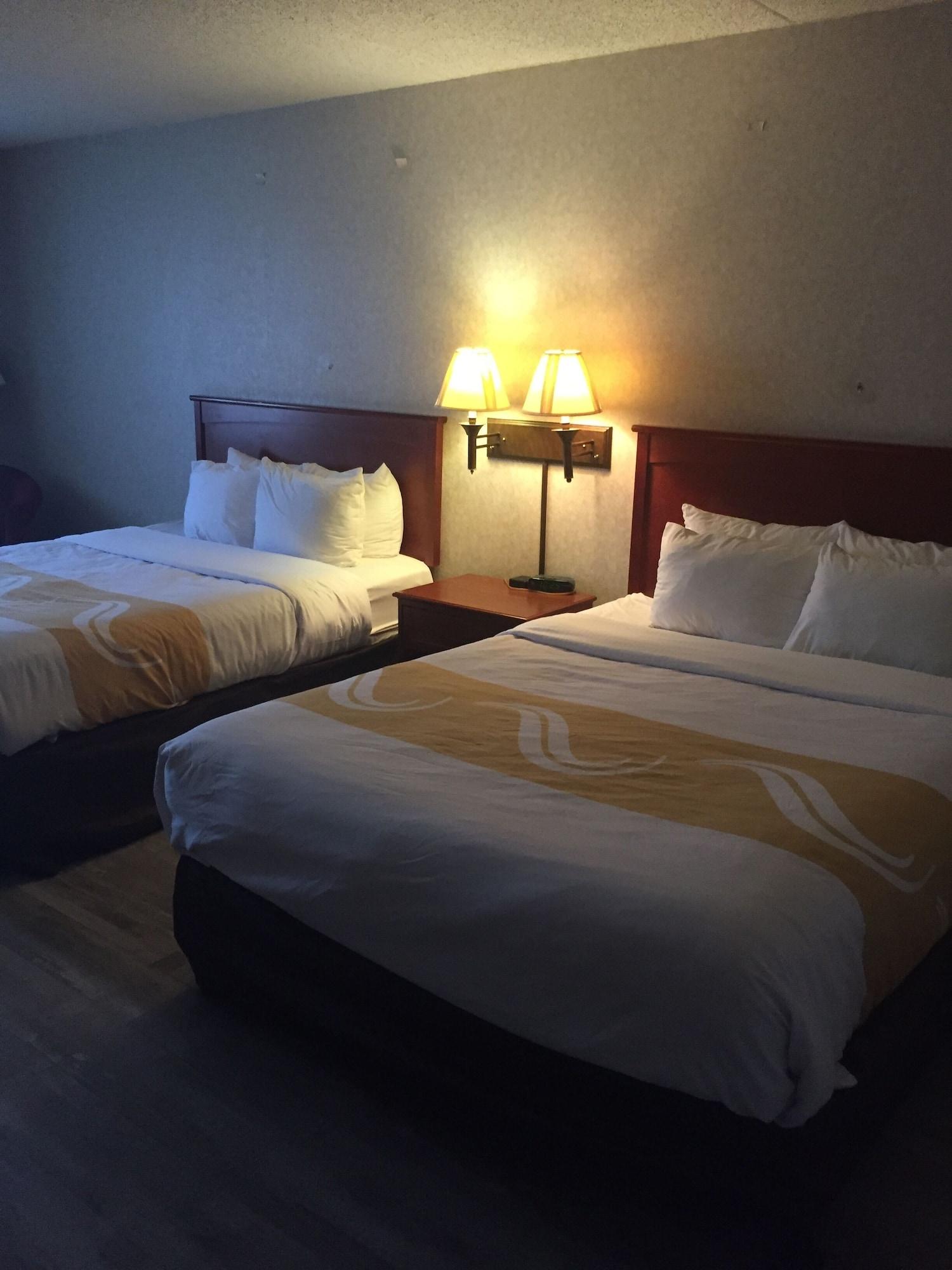 Quality & Downtown - Area Hotel 3*