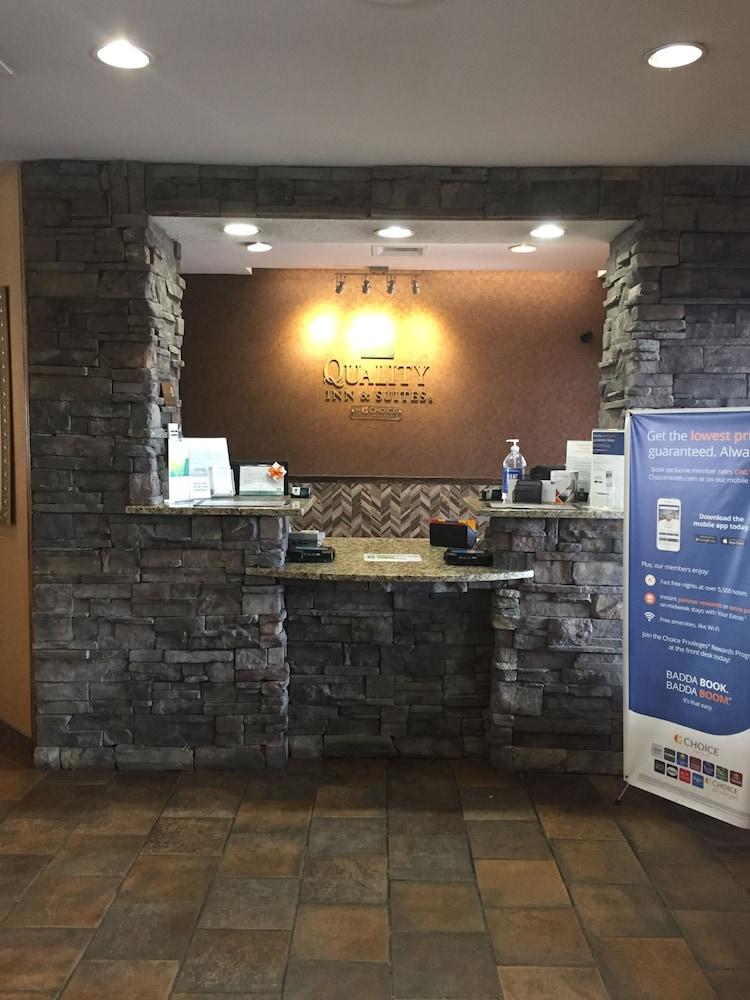 Quality & Downtown - Area Hotel